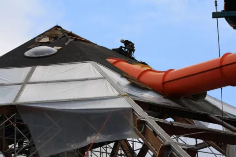 Wavre - Travaux de démolition à l'Aqualibi