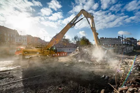Namur - Démolition de bâtiments près de la gare